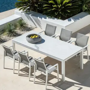 Ensembles de salle à manger pour patio extérieur de haute qualité ensemble table de billard et chaises en aluminium pour cafés et restaurants