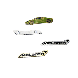 แม่เหล็กติดตู้เย็นรูปรถสปอร์ตโรดสเตอร์สีเขียวเคลือบแข็งแบบกำหนดเองระดับไฮเอนด์ ของที่ระลึกสำหรับแฟนๆรถยนต์ - Product Image 2