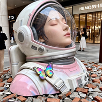 Statue de buste d'astronaute féminine en fibre de verre, grand format, émergeant du sol, pour installation en centre commercial, idéale pour la photographie
