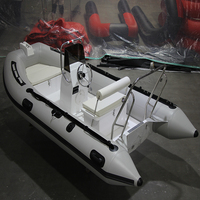 Le bateau gonflable rigide d'accessoires complets de coque de fibre de verre de la nervure 12ft pour détendent