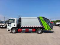 Camion à ordures compacteur Isuzu 4X2 à prix d'usine, véhicule de compactage des déchets, véhicule de collecte des ordures pour l'assainissement municipal