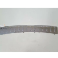 Plaque électrolytique de pédale de pare-chocs arrière W166 pour ML350 ML400 ML500 nouvel état numéro de pièce 1668853374 pour Mercedes Benz