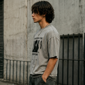 T-shirt surdimensionné en coton 240 g/m² délavé à l'acide, avec motif graphique vintage personnalisé, style streetwear unisexe, vente en gros 6623 - Product Image 3
