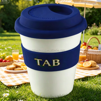 Gobelet à café réutilisable en plastique de 12 oz/350 ml avec couvercle et manchon en silicone, tasse de voyage sans BPA avec logo personnalisé pour boissons chaudes et froides