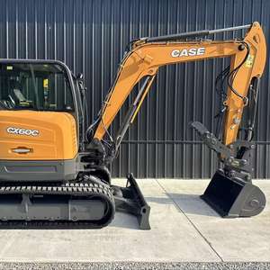 Excavadora Mini CX60C Usada al por Mayor para Case de 5 Toneladas, Bien Mantenida con Motor Isuzu, Cilindro Hidráulico KYB, Tipo Móvil sobre Orugas - Product Image 3