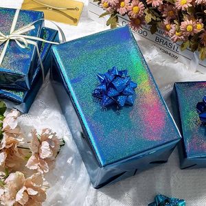 Papel de Regalo Personalizado Original con Diseño de Estrella Holográfica Metálica Azul Láser Iridiscente para Envolver Regalos de Cumpleaños y Fiestas - Product Image 2