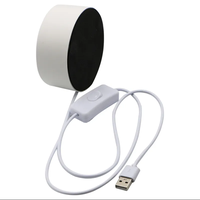 Lampe de chevet LED moderne noire et blanche, base en acrylique, alimentée par piles, lumière circulaire 3D pour chambre à coucher
