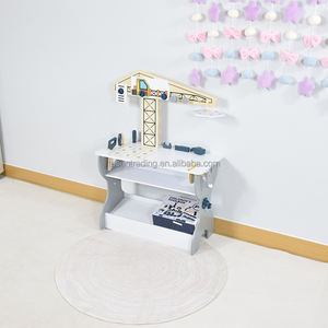 Ensemble de jeu éducatif pour enfants, établi en bois avec grue, table de jeu de construction Montessori pour tout-petits - Product Image 3