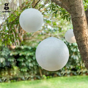 Lampe solaire suspendue en forme de lune en fibre de verre LED, IP65, lustre, décoration extérieure pour la maison, le bureau, l'hôtel, la villa - Product Image 3
