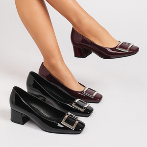 Escarpins élégants en cuir verni à bout carré et talon carré <span class=keywords><strong>pour</strong></span> <span class=keywords><strong>femme</strong></span> avec boucle argentée, chaussures habillées <span class=keywords><strong>pour</strong></span> le bureau et les déplacements professionnels - Product Image 1