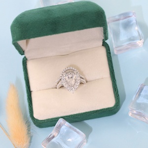 Anillo de Compromiso de Moissanita Personalizado, Conjunto de Anillos de Boda de Oro Blanco Sólido de 14k con Moissanita en Forma de Pera, Joyería Fina para Mujer - Product Image 6