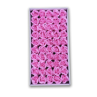 2026 50 pièces Diamètre 4,5 cm 3 couches Pétales de rose parfumés Savon de bain pour le corps Mariage Fête Savon en forme de rose Cadeau
