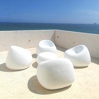 Ensemble de chaises sculpturales modernes en résine, forme irrégulière blanche, meubles décoratifs artistiques d'extérieur pour la maison et les espaces publics