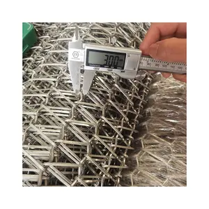 Yüksek kalite 304 paslanmaz çelik zincir tahrikli denge Spiral tel örgülü konveyör temizlik meyve sebze makinesi için