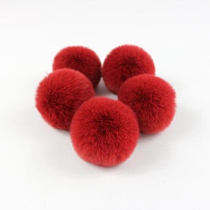 Faux Rex lapin boule de fourrure 4cm pompon pour bricolage pendentifs ornementaux couleur mélangée pompons <span class=keywords><strong>2022</strong></span> usine petite taille classique cadeau personnalisé - Product Image 3
