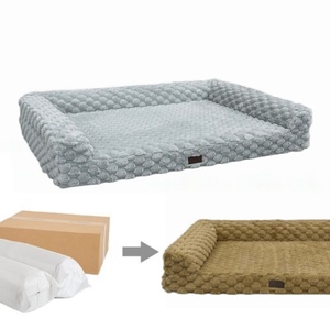 Lit orthopédique pour chien Etrip, grand lit canapé imperméable en cuir et velours pour chien - Product Image 1