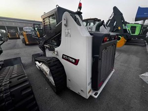 中国最畅销的滑移装载机XC7-TR08，铲斗容量0.6m³ - Product Image 3