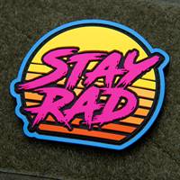 Écusson PVC personnalisé « Stay Rad » en silicone souple à coudre pour vêtements
