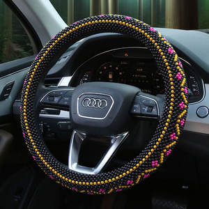 Cubierta de <span class=keywords><strong>volante</strong></span> de verano tejida a mano para cuatro estaciones Universal antideslizante transpirable cuentas de oro serie de cuentas de madera accesorio de coche - Product Image 3