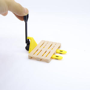 Accesorios para <span class=keywords><strong>Casa</strong></span> <span class=keywords><strong>de</strong></span> <span class=keywords><strong>Muñecas</strong></span>, Miniatura <span class=keywords><strong>de</strong></span> Transpaleta Amarilla, Palet Simulado, Carritos <span class=keywords><strong>de</strong></span> Palet, Juguetes Divertidos para <span class=keywords><strong>Casa</strong></span> <span class=keywords><strong>de</strong></span> <span class=keywords><strong>Muñecas</strong></span> - Product Image 2