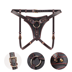 Arnés Erótico de Cuero para Mujer, Negro, Ajustable, con Anillos Metálicos, para Adultos - Product Image 1