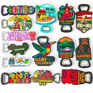 Abrebotellas de Cerveza de PVC y Metal con Dibujos Animados al por Mayor Llavero Abridor de Metal Personalizado Llavero de Esmalte - Product Image 4