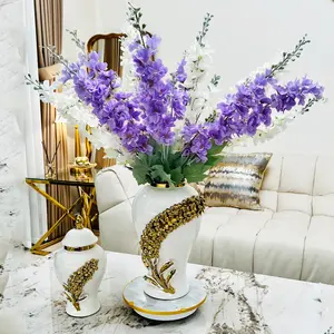Custom European-style Slim Banana Flowers Shape electroplated Gold luxury Hotel tabletop ceramic Ginger Jar vase with Lid