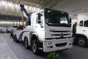 Vendita di Fabbrica: Carro Attrezzi 380HP 8X4 per Soccorso Stradale e Recupero d'Emergenza - Product Image 2