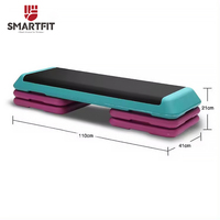 Plataformas de paso aeróbico SMARTFIT con elevadores ajustables Tablero de paso de ejercicio de estilo libre Gimnasio Paso aeróbico