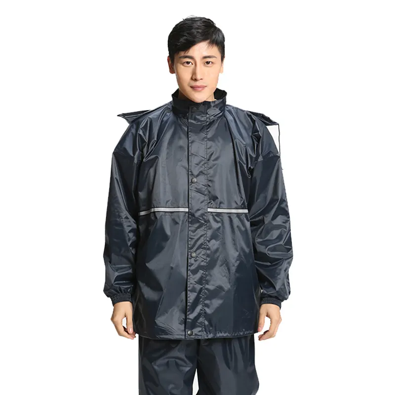 En gros LOGO personnalisé adulte Oxford tissu imperméable à l'eau imperméable hommes et femmes voiture électrique imperméable ensemble