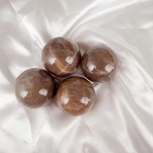 Sfera di Cristallo in <span class=keywords><strong>Pietra</strong></span> <span class=keywords><strong>del</strong></span> <span class=keywords><strong>Sole</strong></span> Nera <span class=keywords><strong>Naturale</strong></span> di Alta Qualità all'Ingrosso, Artigianato in Cristallo, <span class=keywords><strong>Pietra</strong></span> Curativa per Decorazione - Product Image 2
