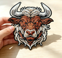 Patchs brodés personnalisés en usine pour animaux sauvages (tigre, bison, ours grizzly) à coudre ou thermocollants pour chapeaux et vêtements