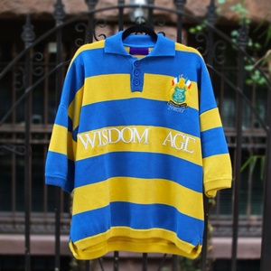 เสื้อยืดแฟชั่นคุณภาพสูง แขนสั้นทรงหลวม ลายทาง สไตล์ลำลอง เสื้อโปโลถัก ผู้ผลิตเสื้อถักแบบกำหนดเอง - Product Image 3