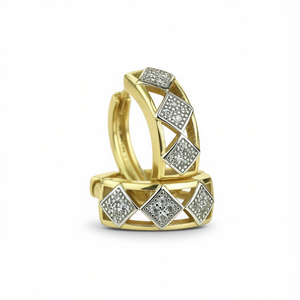 Elegante anillo de cóctel chapado en oro con circonita cúbica cuadrada y engaste micro pavé para mujer, joyería moderna para fiestas. - Product Image 1