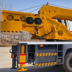 מנוף משאית עם שלדת דונגפנג, זרוע הרמה טלסקופית הידראולית 8 טון 12 טון, עם חלק עליון - Product Image 6