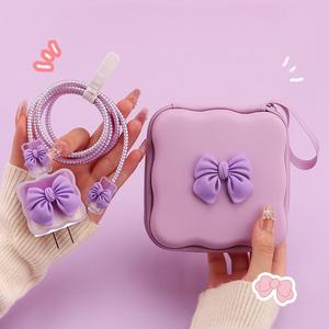 กระเป๋าเก็บสายชาร์จโทรศัพท์มือถือ TPU สีชมพูม่วงลายโบว์สุดฮิต สำหรับ <span class=keywords><strong>iPhone</strong></span> 20W พร้อมเคสป้องกัน - Product Image 3