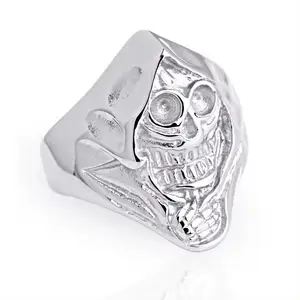 Bijoux gothiques punk pour hommes Cape de motard en acier inoxydable Bague tête de mort faucheuse