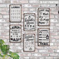 Panneau métallique vintage « Laver, Sécher, Plier, Répéter » avec décor de lave-linge et corde à linge pour buanderie
