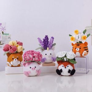 Maceta de Animales Tejida a Crochet, Linda Decoración de Escritorio para el Hogar y la Oficina, Bonsái de Hilo Hecho a Mano con Tulipanes y Rosas - Product Image 2
