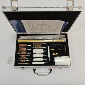 एल्यूमीनियम कैरी केस के साथ सार्वभौमिक बंदूक सफाई उपकरण किट - Product Image 1