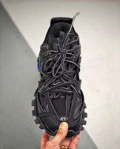 Baskets LED avec lumière LED, qualité originale, pour hommes et femmes, chaussures de sport, baskets de course, chaussures décontractées, lumières Balenciayess - Product Image 3