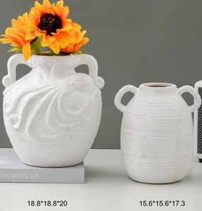 Vases en <span class=keywords><strong>céramique</strong></span> et porcelaine blancs créatifs pour arrangements floraux, vase moderne en <span class=keywords><strong>céramique</strong></span> pour table, pour la décoration de la pièce - Product Image 1