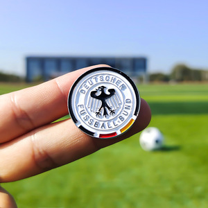 Distintivo commemorativo in ferro con logo di club calcistici europei, di alta qualità, stampato in serigrafia, smaltato, all'ingrosso 2026 - Product Image 6