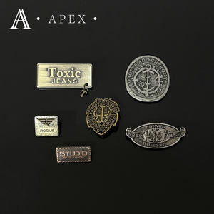 APEX Factory Custom Metall kette Brief <span class=keywords><strong>Logo</strong></span> Etikett Namensschild Gravierte geprägte Metall <span class=keywords><strong>Logo</strong></span> Label Tag für Kleidung Hut Schuhe Tasche - Product Image 3