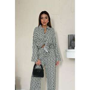 Conjunto de Pantalones Cortos de 2 Piezas Verde Formal e Informal al por Mayor, Camisa y Pantalones con Estampado Digital, Tallas XS a XL, Largo Superior Corto - Product Image 2