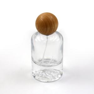 ขวดเปล่าใส 30 มล. 50 มล. 100 มล. ขวดน้ำหอมคุณภาพสูง พร้อมหัวฉีดสเปรย์และฝาครอบลูกบอลหลากสี - Product Image 6