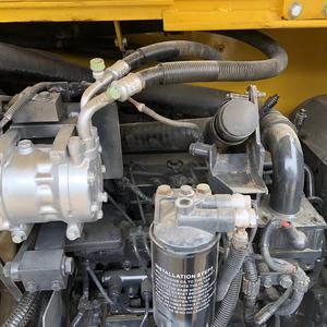 Miniexcavadora usada Komatsu PC60 de Japón, excavadora sobre orugas de segunda mano de bajo precio con peso operativo de 6 toneladas - Product Image 4