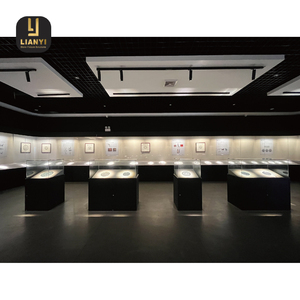 Éclairage LED personnalisé pour l'affichage de collections de musées de marques de luxe, intégrant une fonction d'histoirailogie et une sécurité pour les expositions de patrimoines d'entreprise - Product Image 1