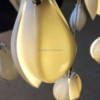 Lustres de fleurs de lys nouvellement conçus pour Villa hôtels salon escalier longue grande suspension d'éclairage LED