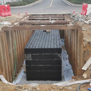 Réservoir d'atténuation souterrain de 55 m³ pour capturer l'eau de pluie et les eaux de crue provenant du parking, de la voie d'accès, de l'usine et des allées de gros véhicules - Product Image 1